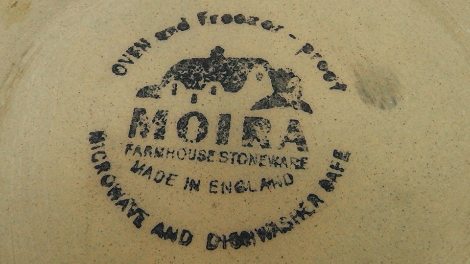 Pie Dish With Lid, Moira Farmhouse Stoneware Pottery Made In England