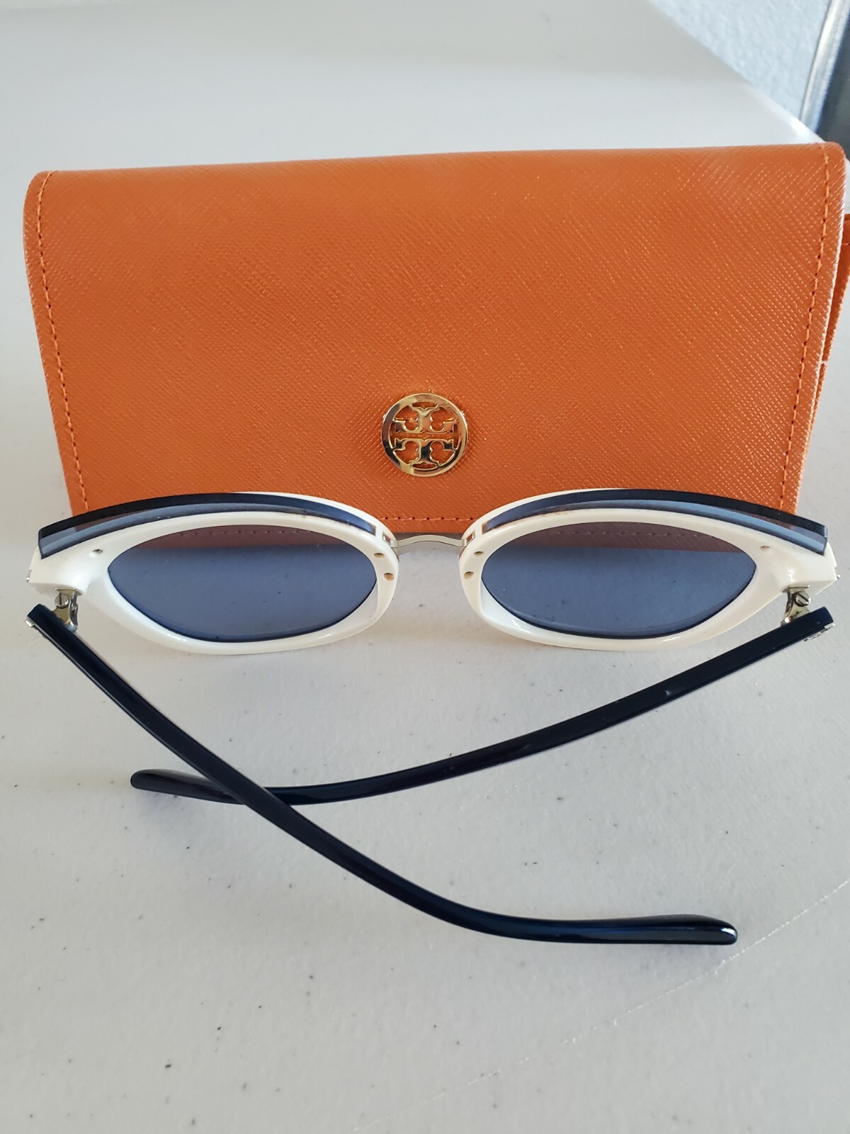 Tory Burch Solid Light Blue TY 9049 166180 Cat Eye 53-19-140 Sunglasses 1398 thumbnail 4