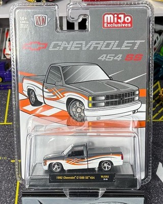 M2 Machines 1992 Chevrolet C1500 SS 454 Gray Orange White OBS 1/64 MJS92 Mijo