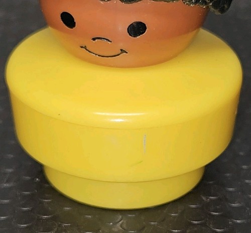 Fisher Price Little People 1990 Chunky Figure Yellow African American Girl Toy - Picture 10 of 10