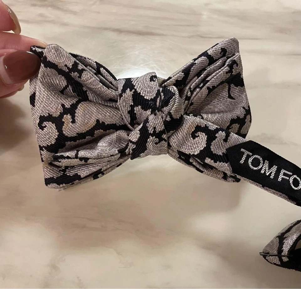 Pajarita paisley Tom Ford Foto 3 de 4