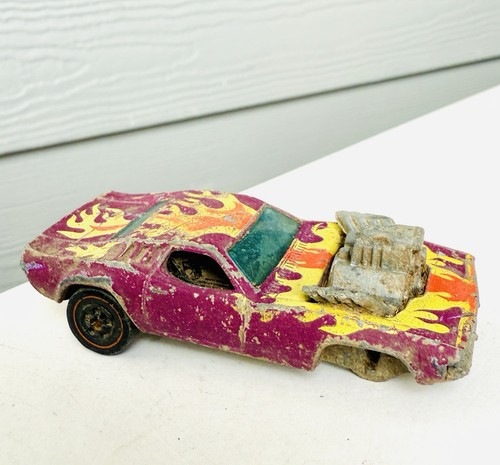 Hot Wheels Redline 1974 Rodger Dodger w/ Metal Base Heavy Casting Challenger