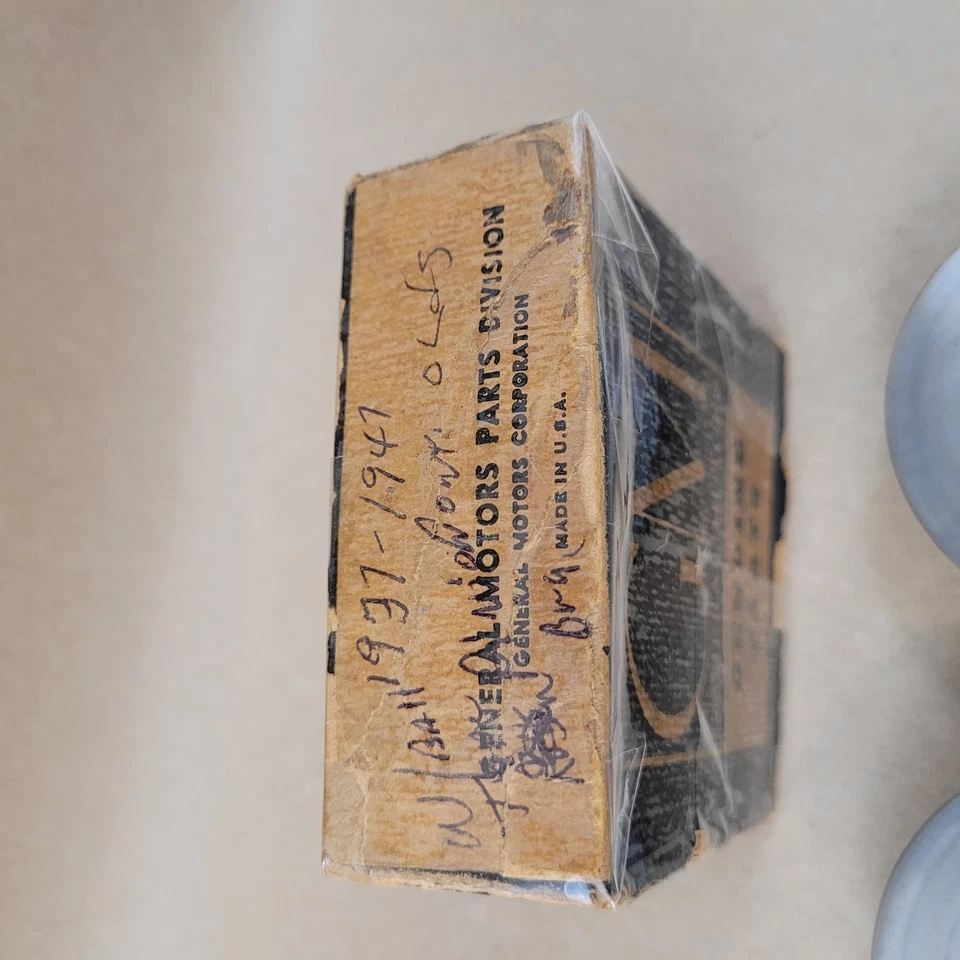 Par de 2 sellos de piñón de eje trasero Oldsmobile Pontiac NOS GM 501839 OEM 1939-1942 Foto 2 de 4