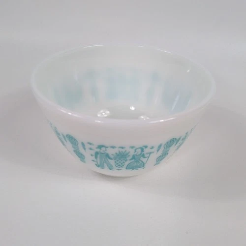 VTG PYREX Mixing Bowl - 1.5 Pint - Butterprint Amish Farmer Turquoise - 401
