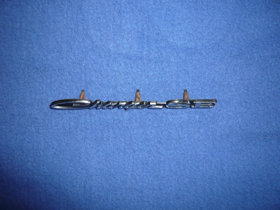 Dodge Charger SE 1971-1974 edición especial emblema de tablero de grano de madera OEM ¡¡BONITO!!! Foto 2 de 4