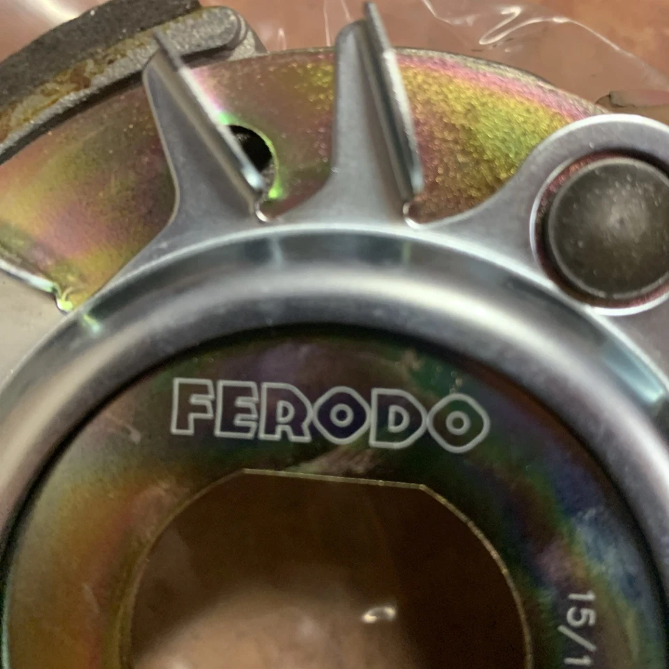 FRIZIONE Ferodo per PIAGGIO BEVERLY E Modelli Compatibili - Immagine 2 di 3