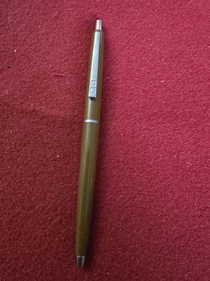 Vintage C1980s Papermate Brown Malibu Ballpoint Pen Made In USA Good Condition . - Image 1 of 4