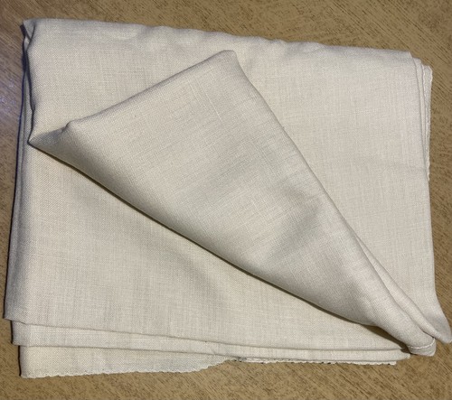 Nie benutzte Vintage schlichte dicke cremefarbene Leinen Tischdecke 158 cm x 130 cm