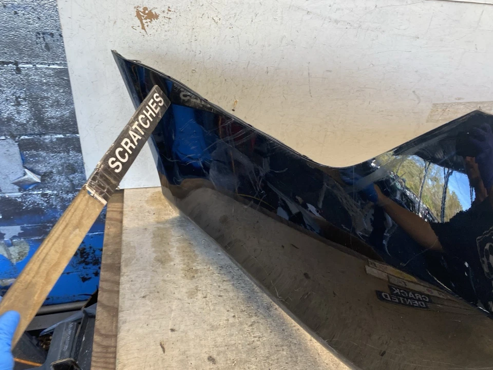 Base AM 2007-2012 Lexus ES350 con orificios de sensor cubierta de parachoques trasero Foto 2 de 4