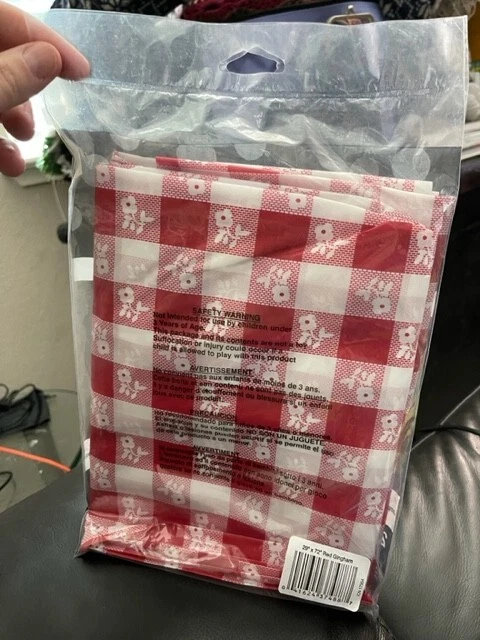 Stay-Put Red Gingham 6 foot Banquet Tablecover #37488, 1/pk Party Supply New!!! - Image 2 of 2