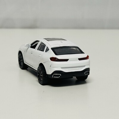 BMW M6 Coupe Alpine White ミニカー BMW M6 Coupe Alpine White ミニカー