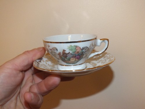 + Grand coffret dinette vintage 38 pièces en porcelaine Italy + - Photo 8/13