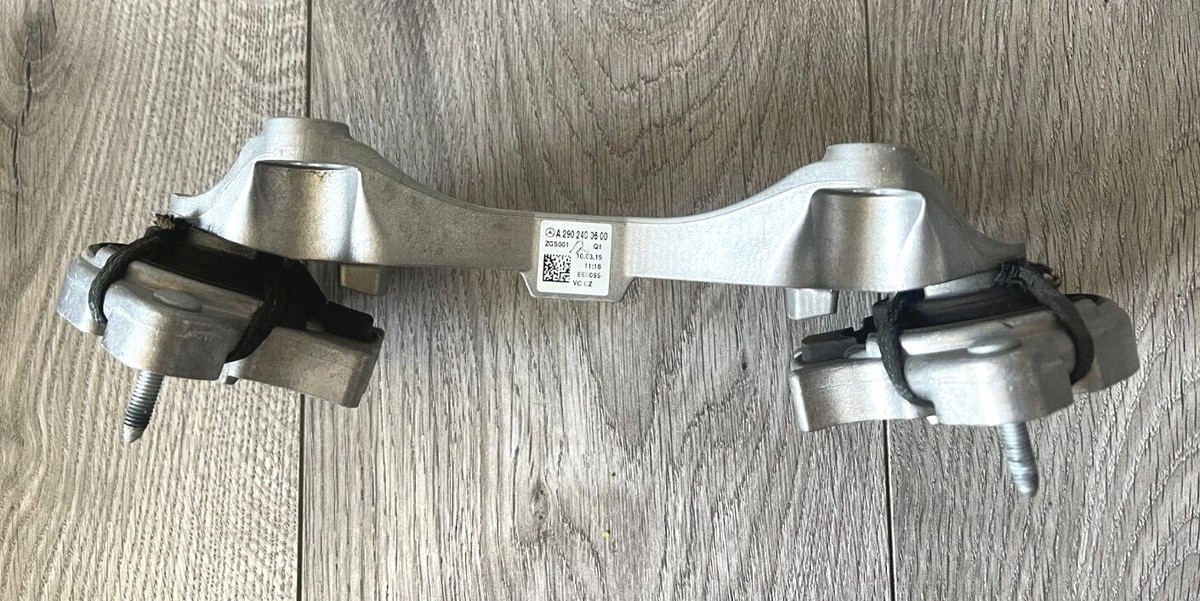2019 2020 MERCEDES AMG CLS53 E53 GT53 TRANSMISSION MOUNT