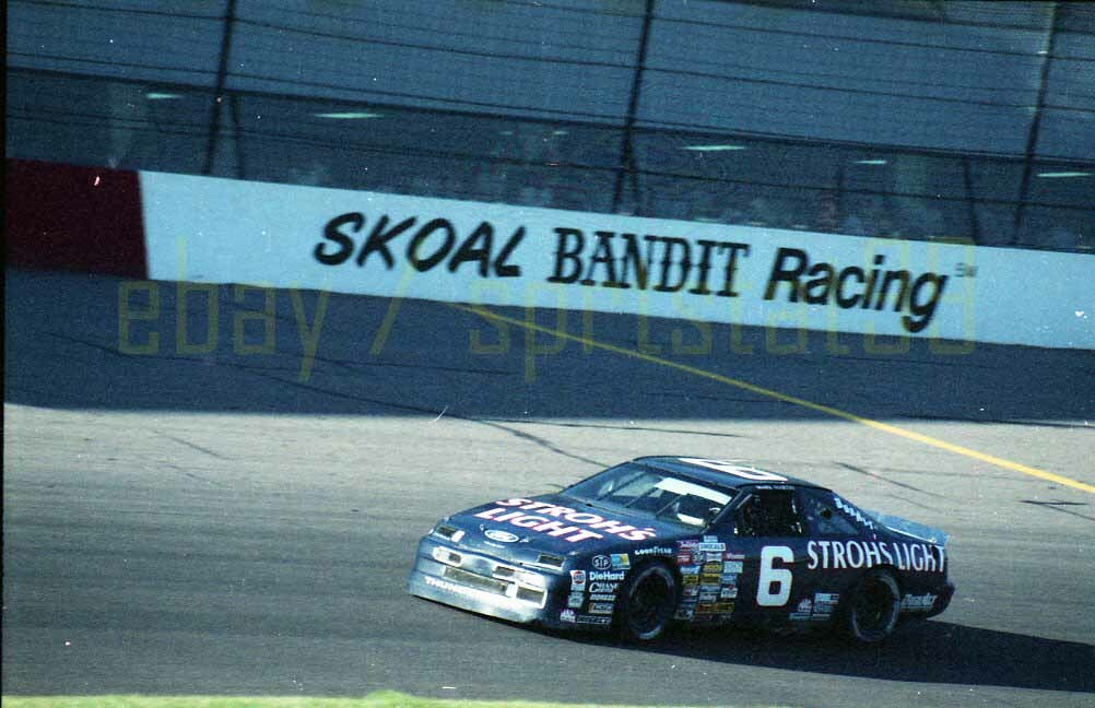 Mark Martin #6 Ford - 1989 NASCAR Autoworks 500 - Vtg Race