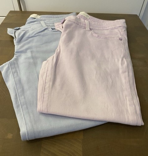 2 Pairs of Next, Cropped Jeans 1 x Blue, 1 x Lilac (10)