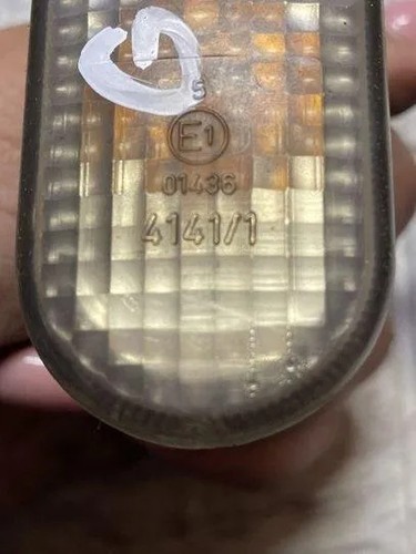 VW GOLF IV 1J1 Kotflügelblinker vorne links 41411 1.90 Diesel 85kw 18207452