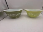 2 PYREX Crazy Daisy Spring Blossom Cinderella Mixing Nesting Bowls - 442 & 441
