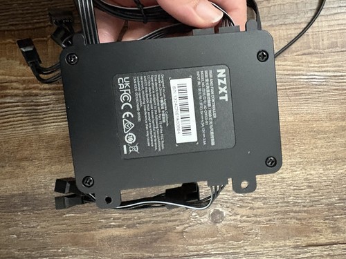 NZXT F120 RGB Core Fans Triple Pack 120mm Black Fans with Controller - Afbeelding 6 van 7