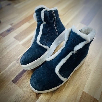 PRADA | 38 / 8 | Linea Rossa Sport Shearling High-Top Sneaker Boot MSRP$1200