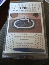 Aunt Philly's Oval Toothbrush Rug Kit /Fabric Pattern Needle