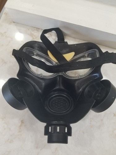 Plastic Gas Mask Halloween Costume LARP Cosplay Hazardous Materials Mask - Picture 4 of 6