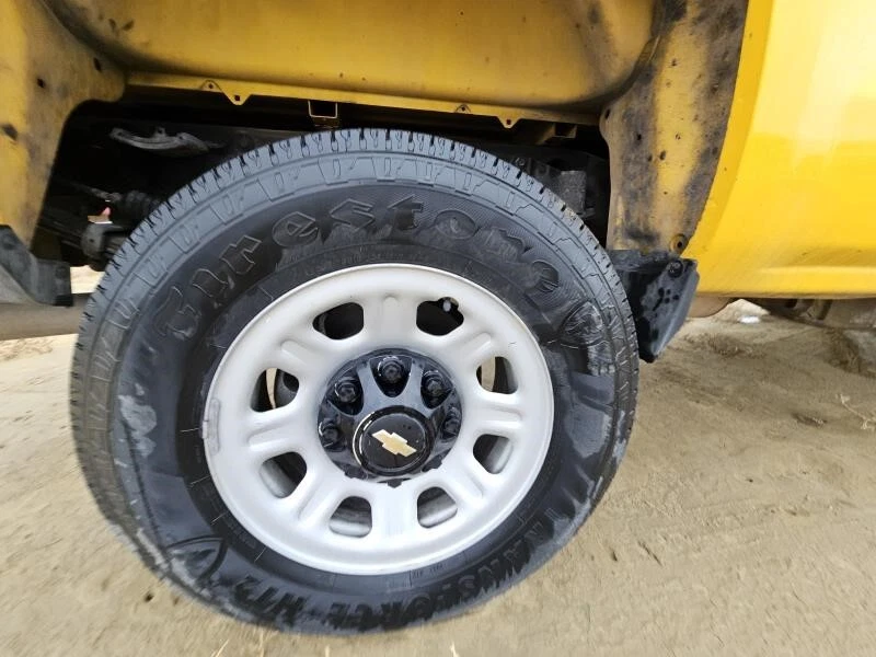 Pinza de freno de disco delantera izquierda usada se adapta a: camioneta Chevrolet Silverado 3500 2015 Fr Foto 4 de 4