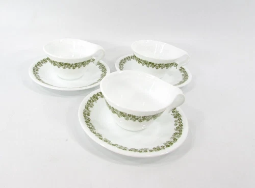 Vintage Corelle Crazy Daisy Spring Blossom Coffee Tea Cups and Saucers set of 3