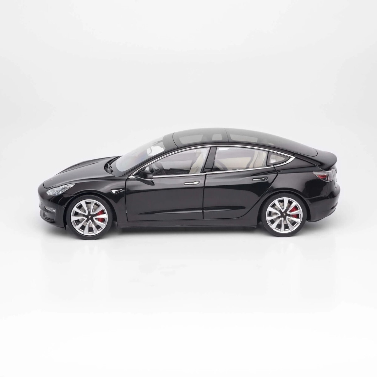 TESLA 1:18 Scale Model 3 Diecast Model Car 4 Colors Official Goods