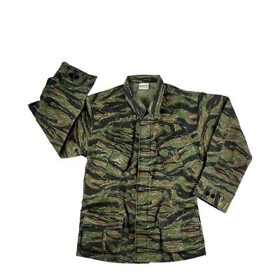 ジャケット・アウター 1960s US ARMY vietnam tiger stripe shirt Vintage 1960s Tiger Stripe Camo Jacket/Pants Set Size Small