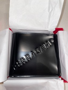 Salvatore Ferragamo Men's Embossed Logo Leather Bifold Wallet Size One Size