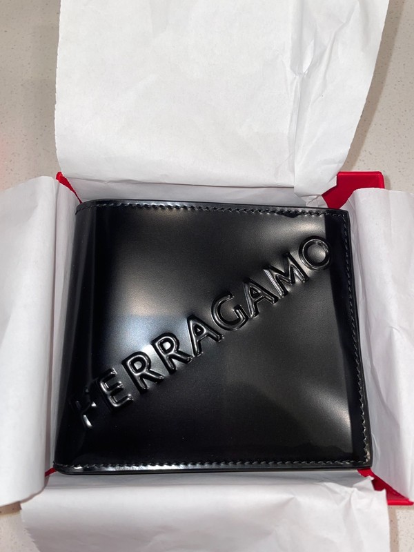 Salvatore Ferragamo Men's Embossed Logo Leather Bifold Wallet Size One Size