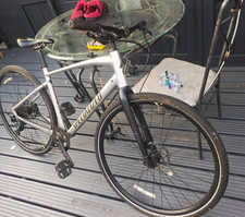 Specialized Sirrus Hybrid Bike 700C Large Silver Flat Bar Caliper Brakes
