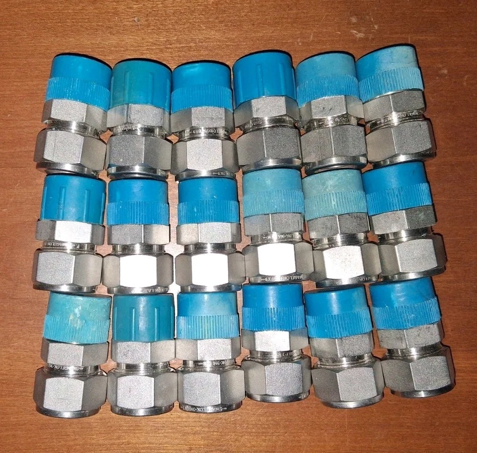 Stainless Steel Swagelok Tube Fitting, Male Connector, 3/4 in. Tube OD x 3/4 in. - Image 4 of 4