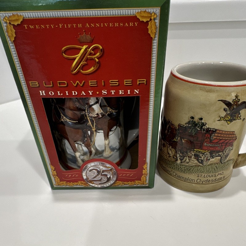 Budweiser 25th Anniversary Holiday Stein 2004 w/ Box & vintage 80 holiday stein 