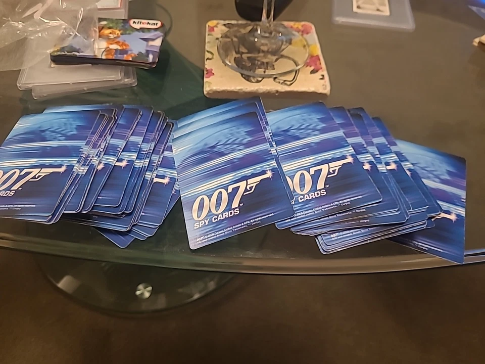 119 x JAMES BOND 007  COMMANDER SPY CARDS  001 To 120 (-#40) - Image 3 of 3
