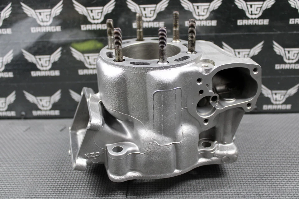 2000 2001 HONDA CR250R OEM KZ3T ЦИЛИНДР STD ОТВЕРСТИЕ КУВШИН ВЕРХНИЙ КОНЕЦ 12101-KZ3-J20 НОВОМ - Изображение 2 из 4