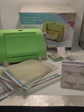 Cricut Cuttlebug Green Die Cutting Embossing Machine Manual Crank With Folders
