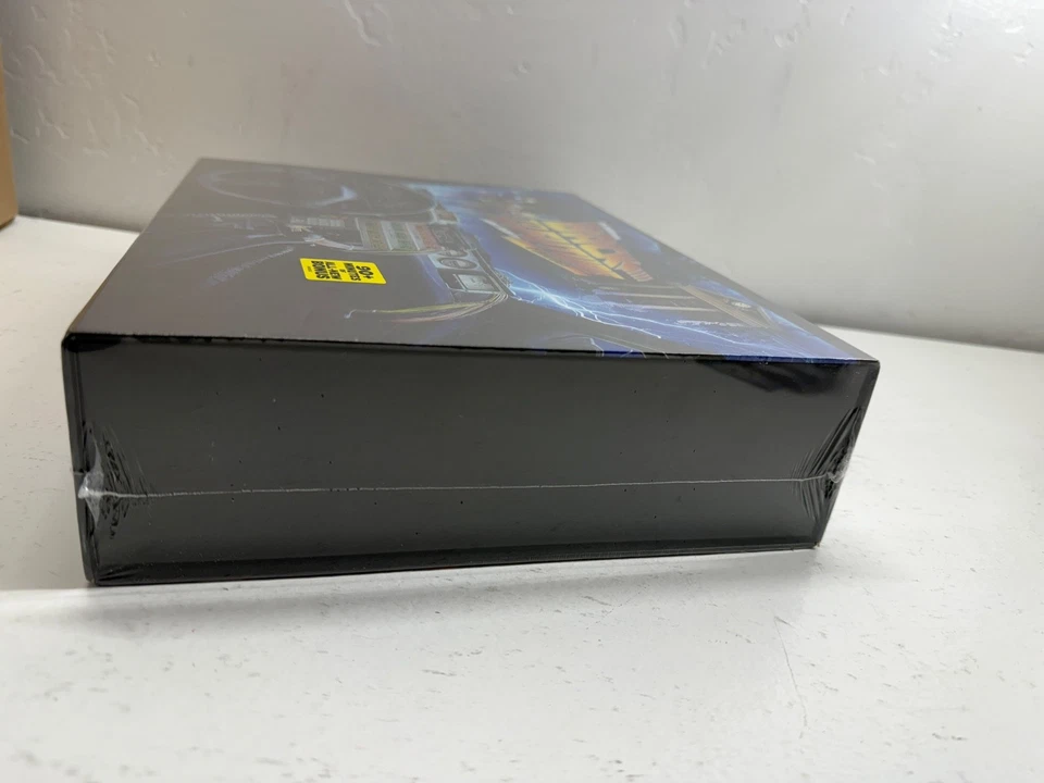 Back To The Future 40th Anniversary 4K Trilogy Steelbook Giftset Amazon Excl - Image 4 of 4