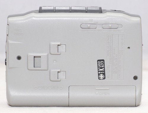 RARE MINT AIWA HS-TA473 Stereo Cassette Player with AM/FM Radio. PERFECT - Picture 2 of 3