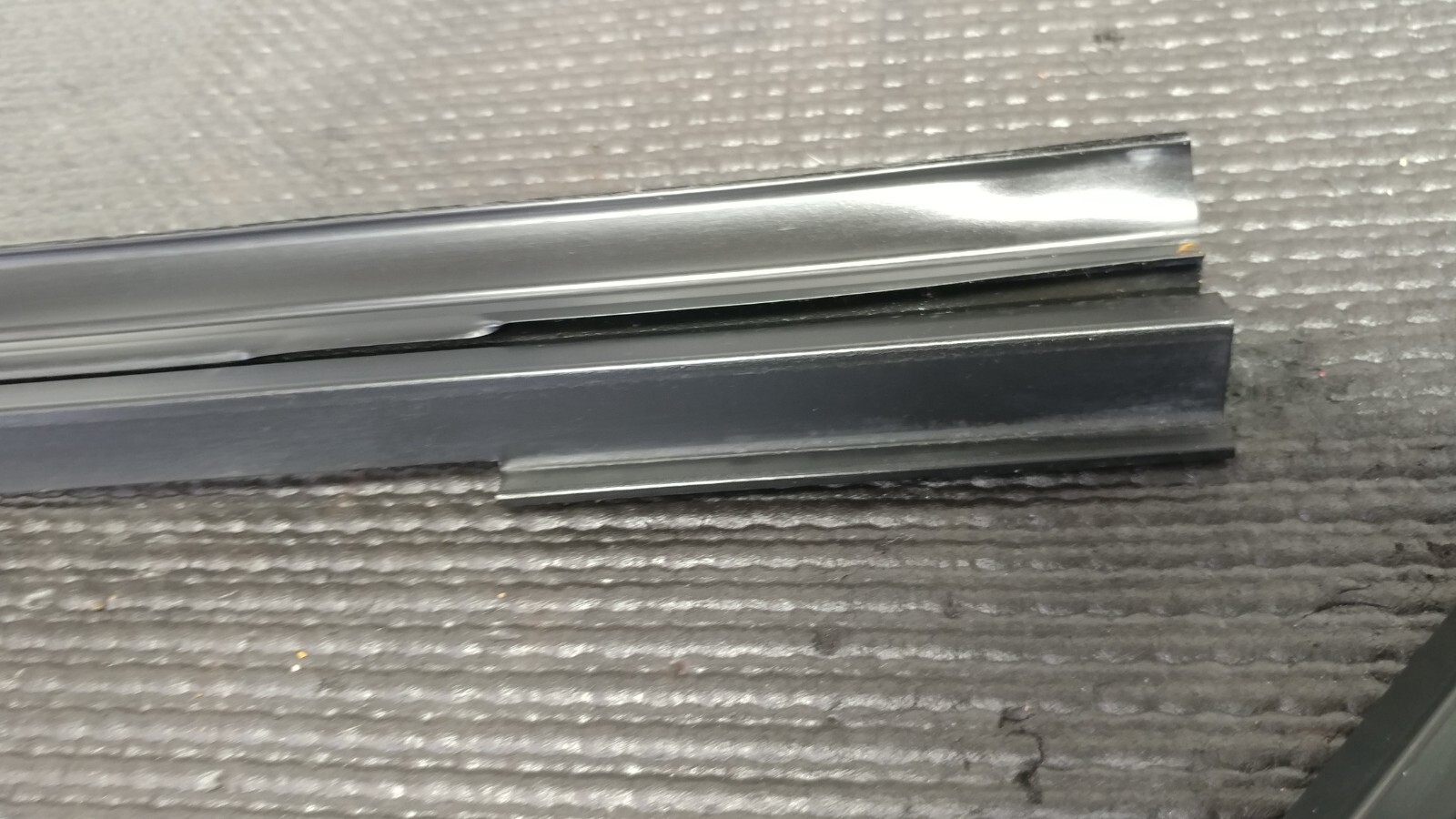 1994-2004 Mustang Coupe Quarter Window INNER Beltline Weatherstrip Seal LH & RH