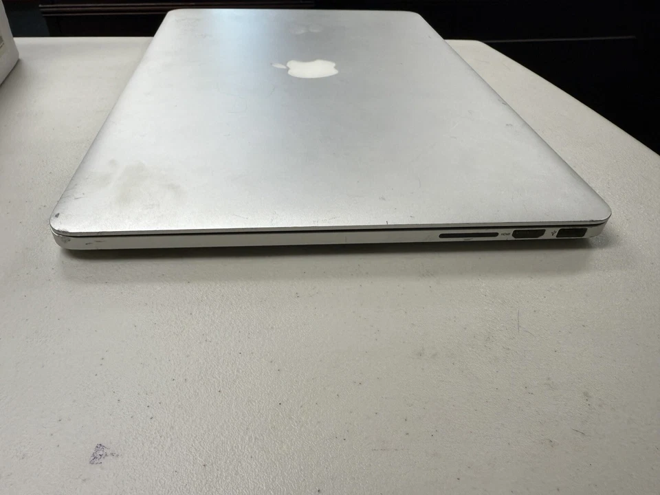 Apple 15" MacBook Pro 2013 2.0GHz 512GB SSD 8GB A1398 - Image 3 of 4