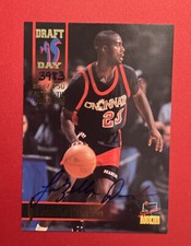 1995 Signature Rookies Draft Day Signature #28 Lazelle Durden 3983/7750