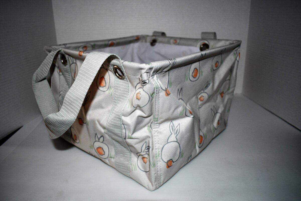Thirty One SQUARE Utility Tote in Bunny Tails NWT
