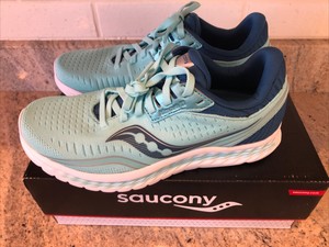 saucony shoe box
