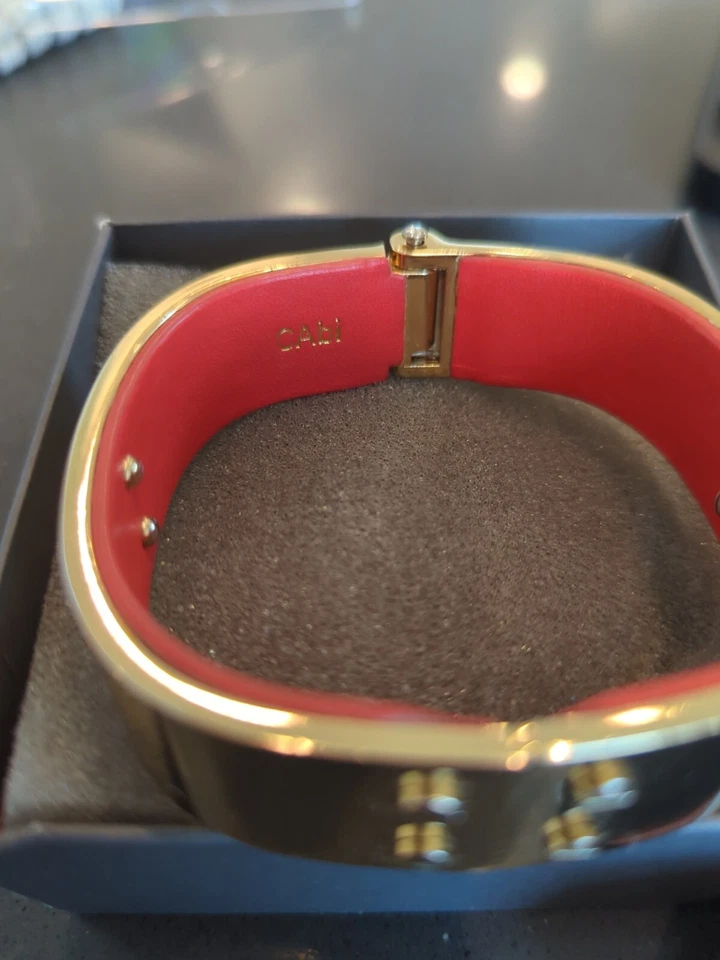 BRAZALETE CABI CLÁSICO DISEÑADOR GRUESO PLACA DE ORO ANCHA CUADRADO CON BISAGRAS E53 Foto 3 de 4