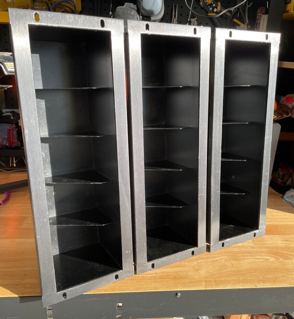 4 Rackmount Compact Disc Shelf, 3U, Holds 40 CDs, 3 Raxxess, 1 Middle Atlantic