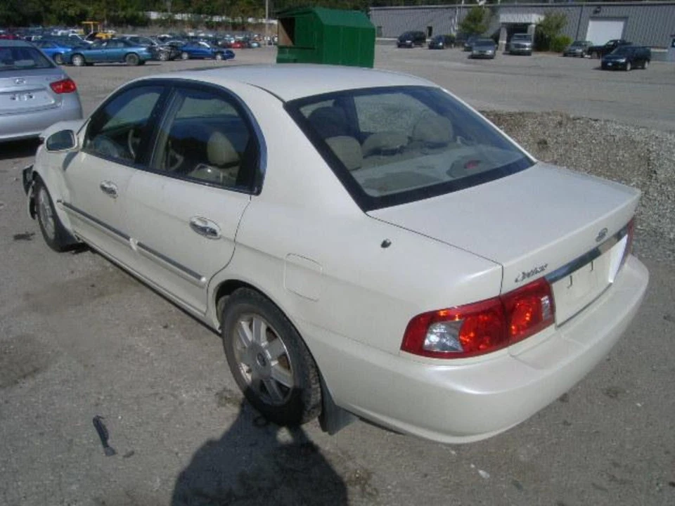KIA OPTIMA 2003 transmisión automática 2,4 L 73 k millas 01 02 03 04 05 06 Foto 3 de 4