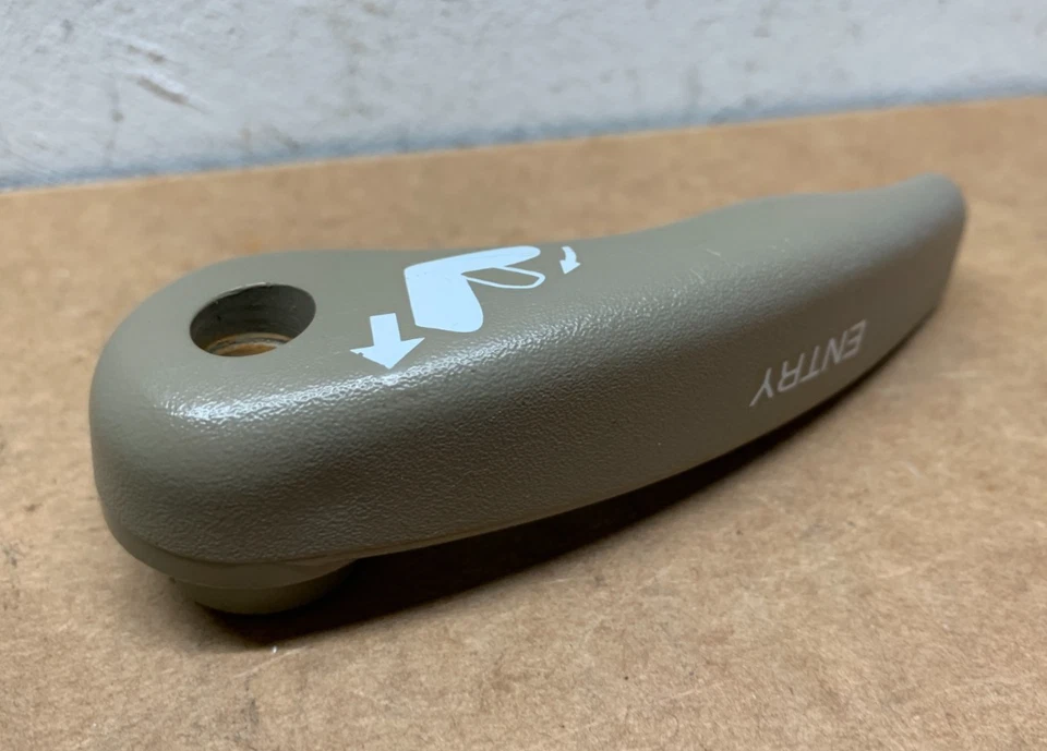 Chevy GMC CK1500 1988-1999 camioneta Silverado interior asiento pasajero palanca beige Foto 3 de 4