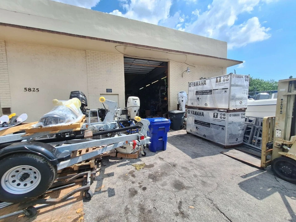 API Alternator 12V 78A OMC Crusader Lathrop Owens Starrett Univ Chrysler Engines - Image 2 of 4