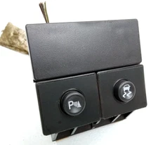 2004 2005 Cadillac Escalade Parking Assist Traction Control Switch Button V84